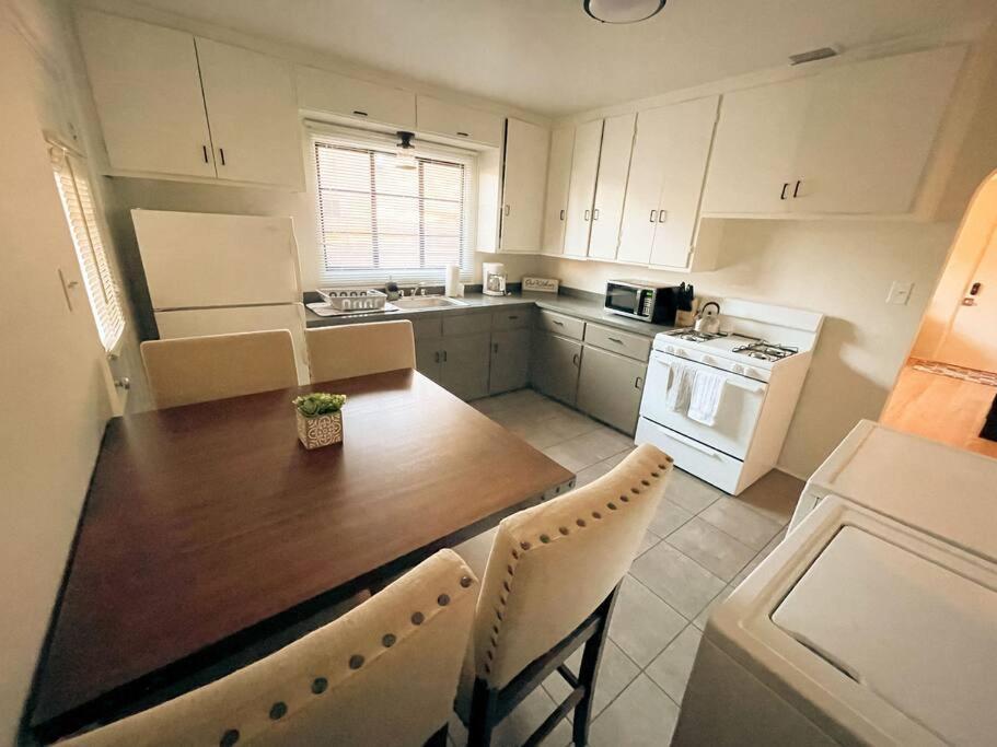 Villa Pet Friendly! Private Casita In Nob Hill à Albuquerque Extérieur photo